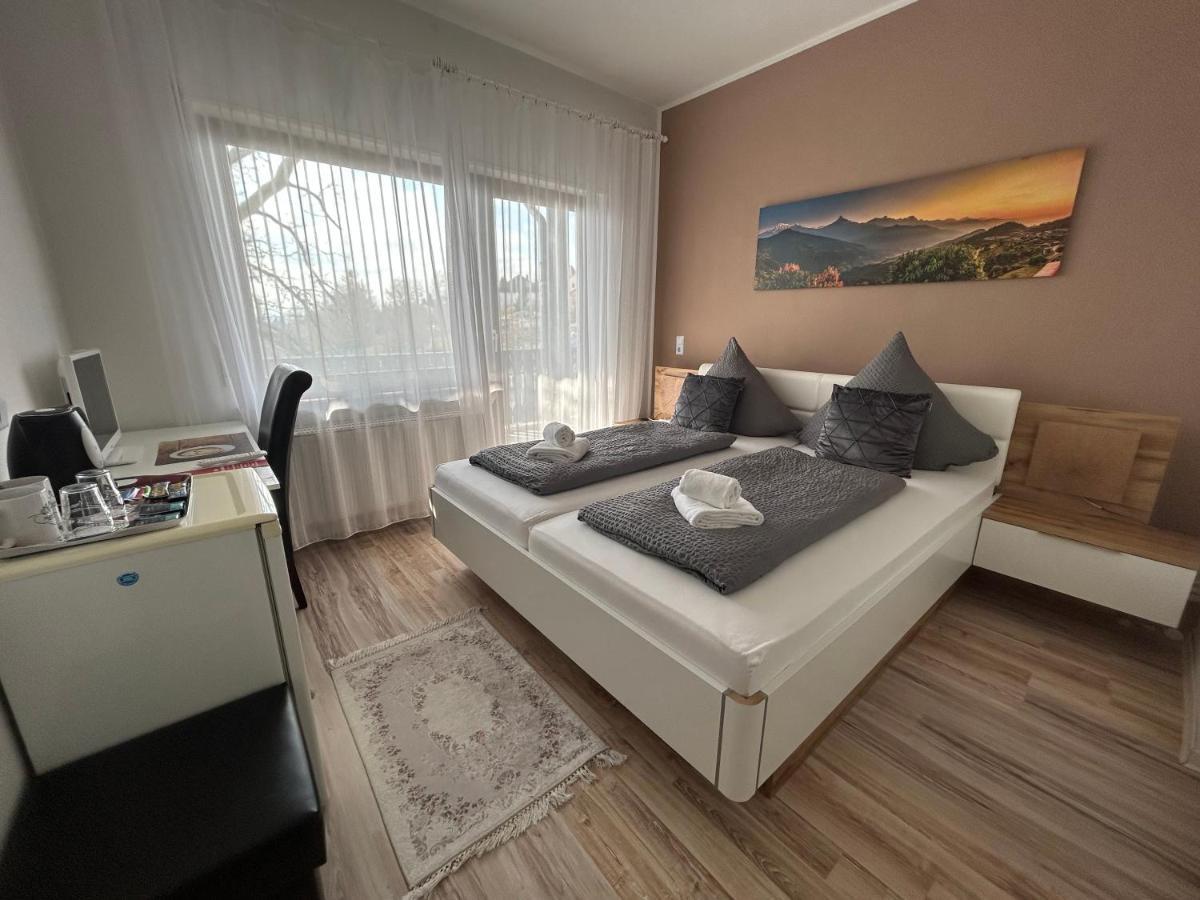 Hotel Hasselberg Kaiserslautern Ngoại thất bức ảnh