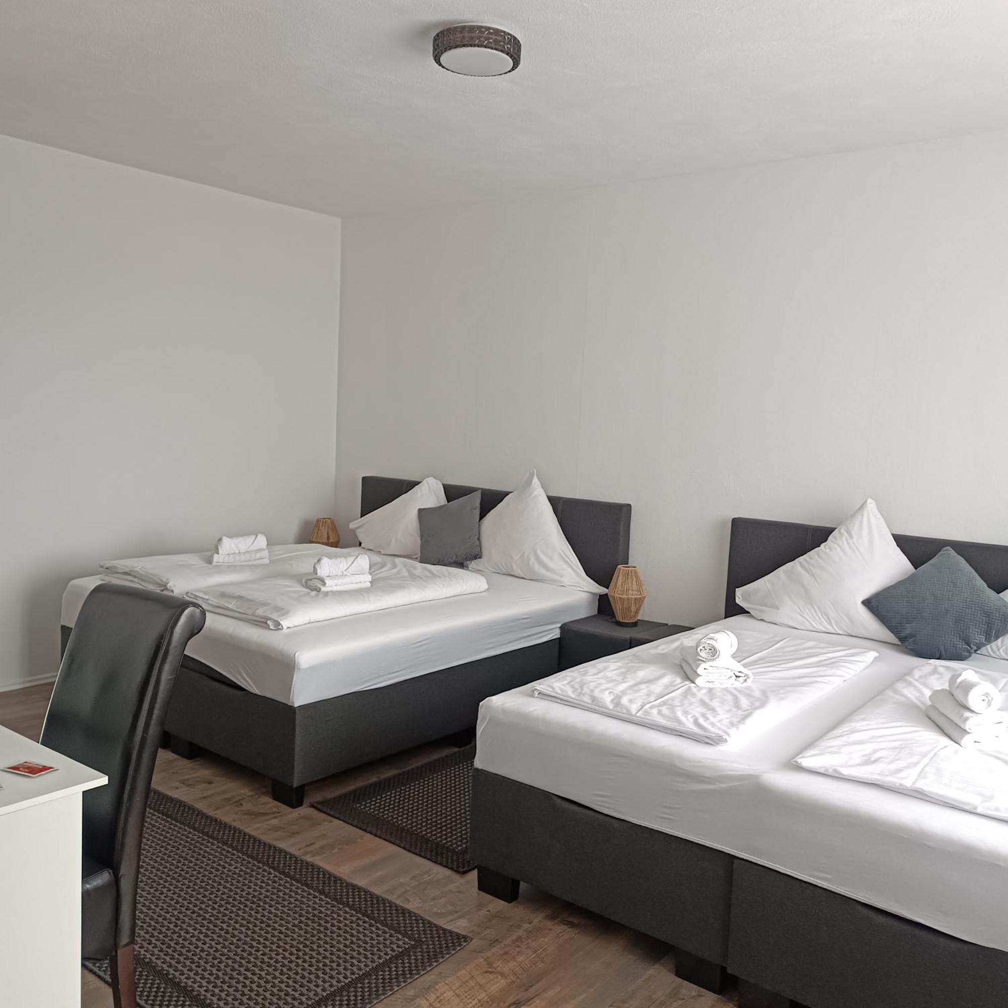 Hotel Hasselberg Kaiserslautern Ngoại thất bức ảnh