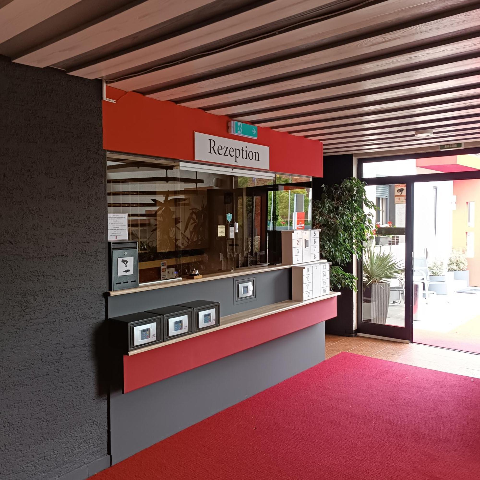 Hotel Hasselberg Kaiserslautern Ngoại thất bức ảnh